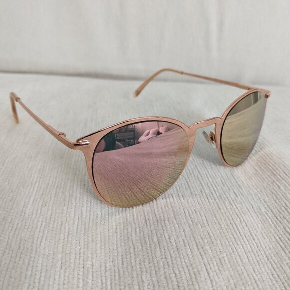 Dazzling Rose Gold, Foster Grant Women's Sunglasses, 56mm US - Picture 2 of 4